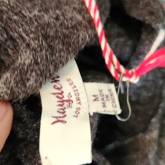 Hayden Turtle Neck Gray Cape - Picture 7 of 7